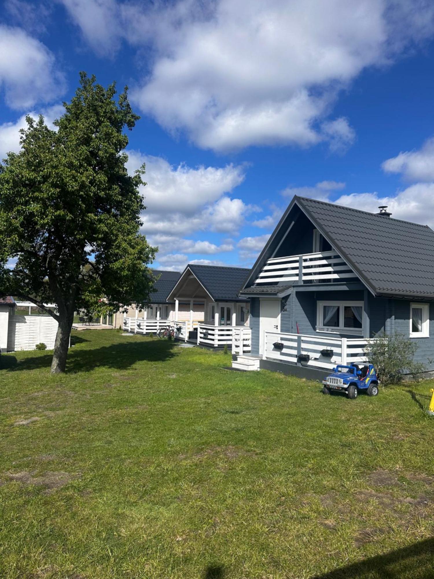 Chatki Nad Wodnym Zakatkiem. Villa Wapnica  Buitenkant foto